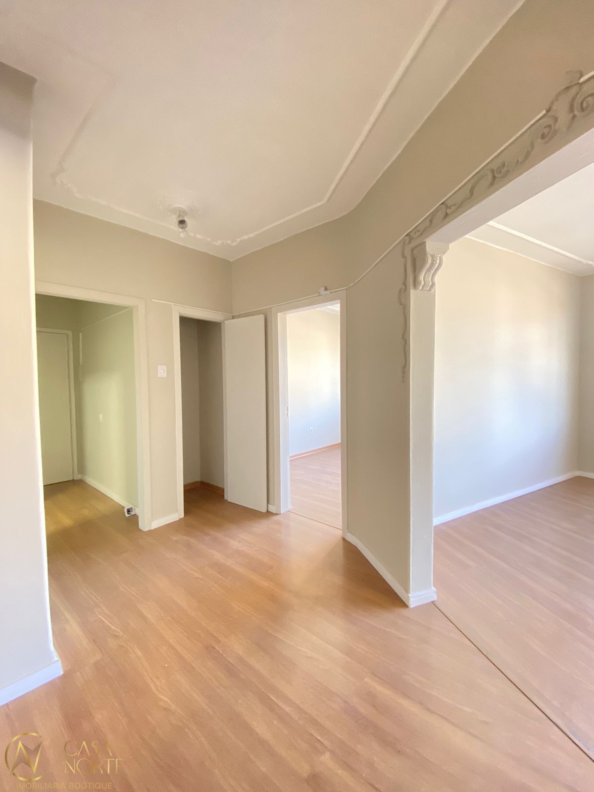 Apartamento à venda com 4 quartos, 119m², Rua Carlos Von Koseritz no bairro São João em Porto Alegre