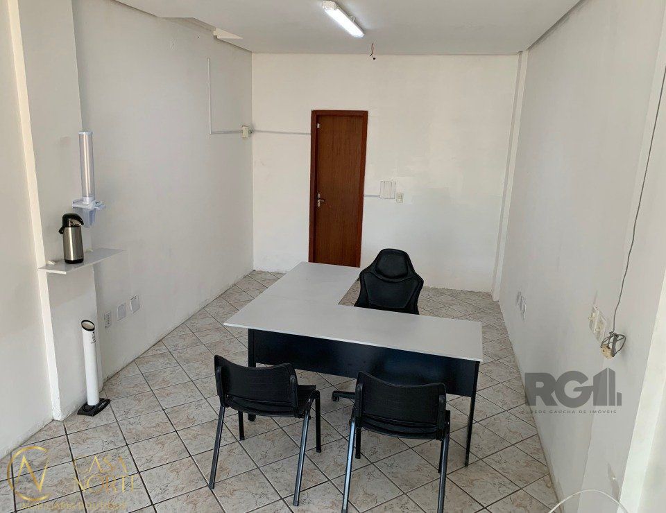 Sala Comercial à venda , 34m², Travessa Marechal Bormann no bairro Teresópolis em Porto Alegre
