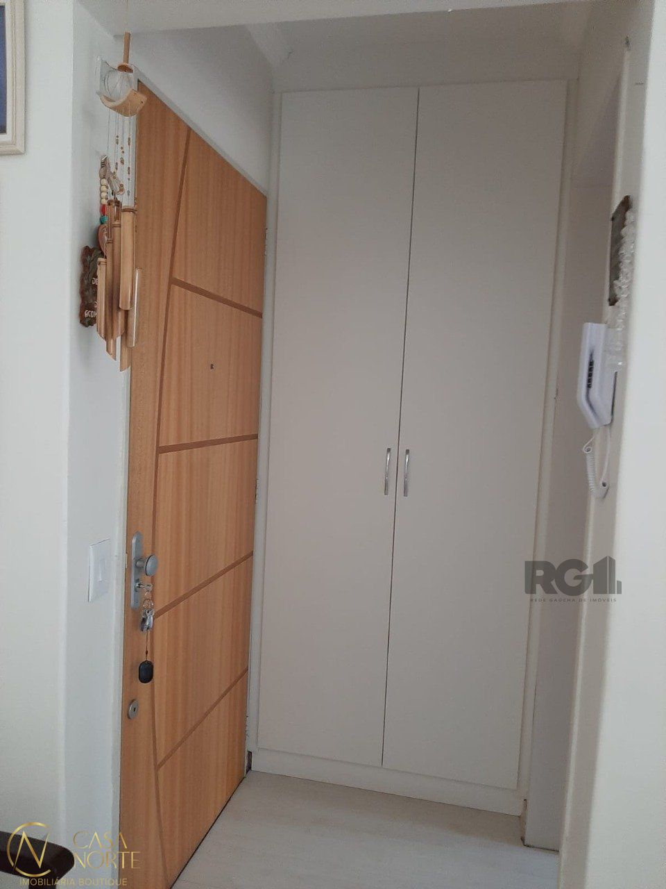 Apartamento à venda com 2 quartos, 49m², Avenida Ipiranga no bairro Partenon em Porto Alegre