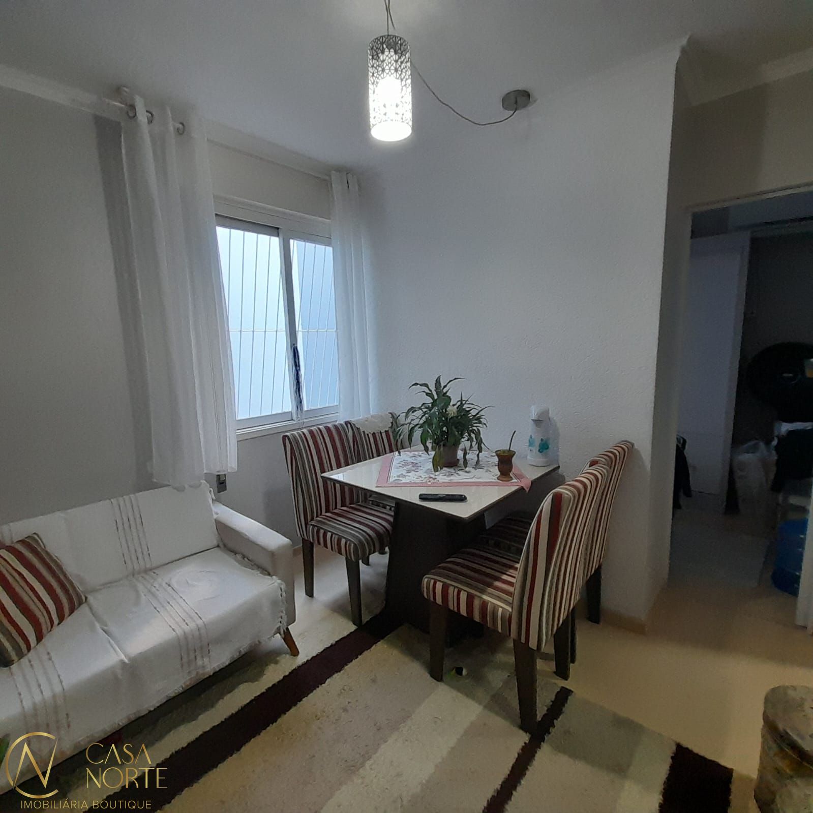 Apartamento à venda com 1 quarto, 27m², Avenida do Forte no bairro Vila Ipiranga em Porto Alegre