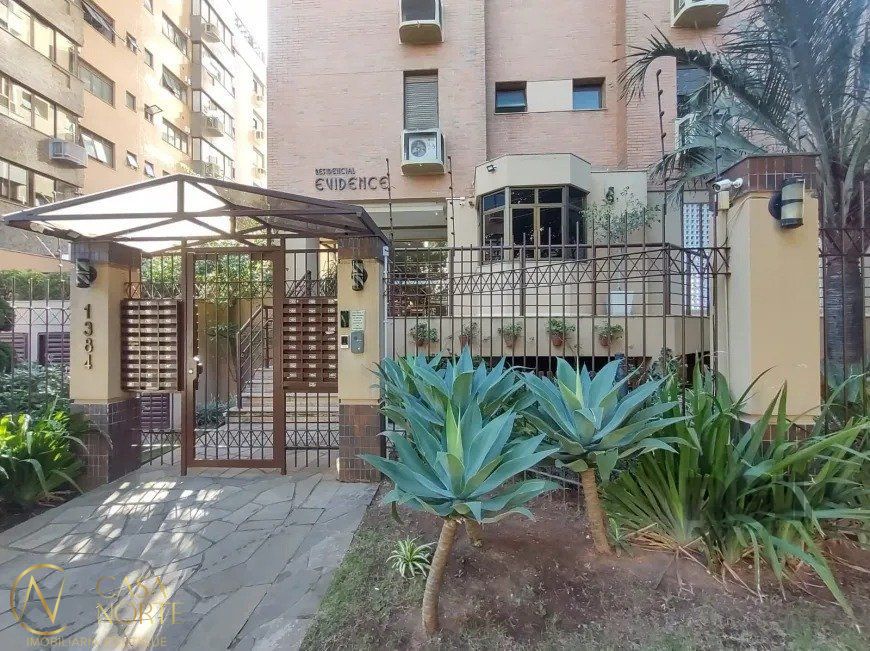 Apartamento à venda com 3 quartos, 100m², 1 suíte, 2 vagas, Rua General Couto de Magalhães no bairro São João em Porto Alegre