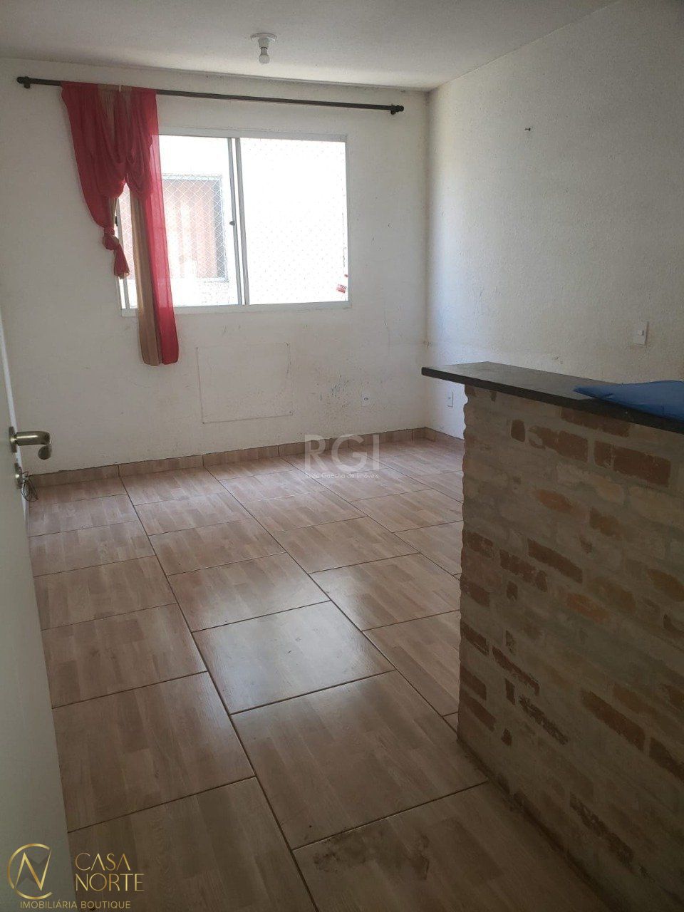 Apartamento à venda com 2 quartos, 42m², 1 vaga, Avenida Família Gonçalves Carneiro no bairro Cavalhada em Porto Alegre