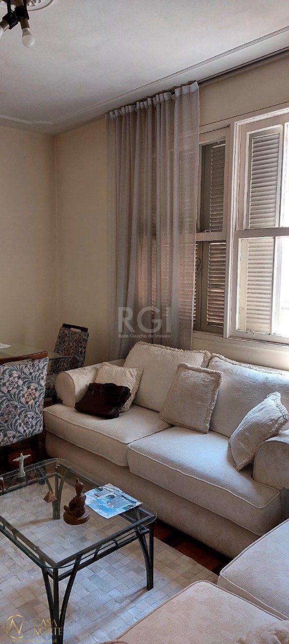 Apartamento à venda com 2 quartos, 79m², Rua Jacinto Gomes no bairro Santana em Porto Alegre