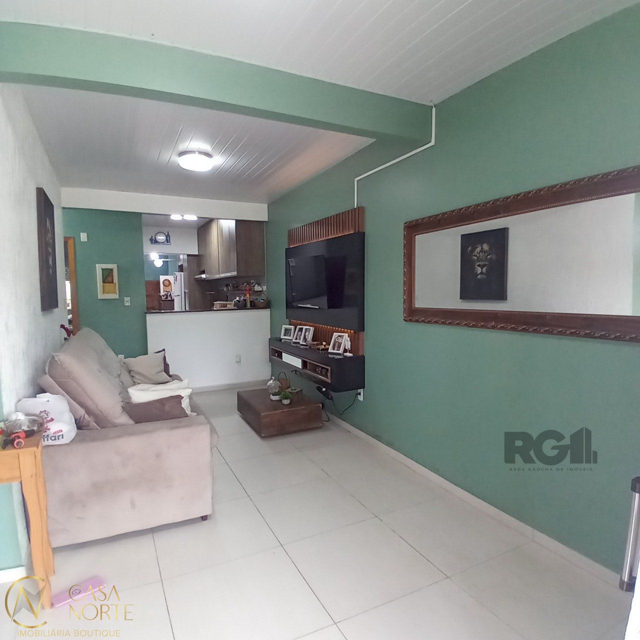 Casa à venda com 4 quartos, 97m², 1 vaga, Rua Pedro Faria no bairro Hípica em Porto Alegre