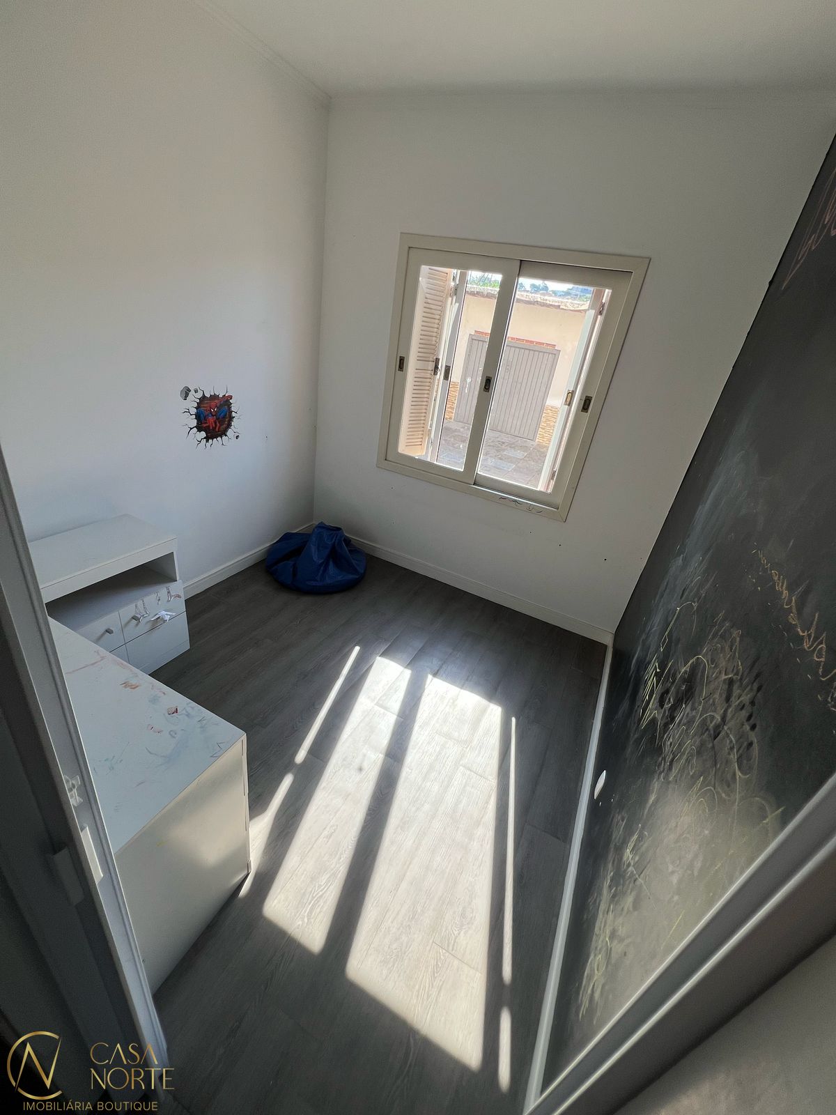 Apartamento à venda com 3 quartos, 68m², 1 vaga, Rua Professor Manoel Lobato no bairro Santa Tereza em Porto Alegre