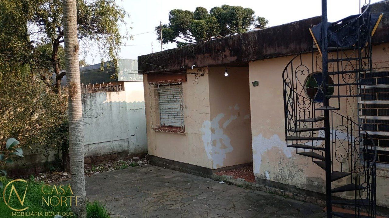 Casa à venda com 3 quartos, 150m², 1 vaga, Rua Rubens Alcântara no bairro Santa Tereza em Porto Alegre