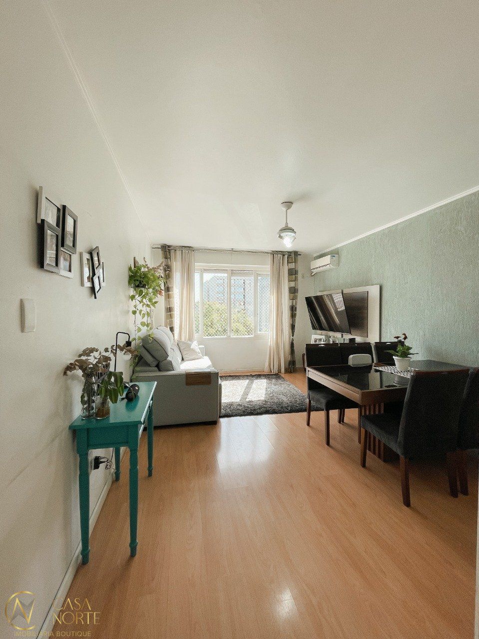 Apartamento à venda com 3 quartos, 96m², 1 vaga, Rua Antenor Lemos, no bairro Menino Deus em Porto Alegre