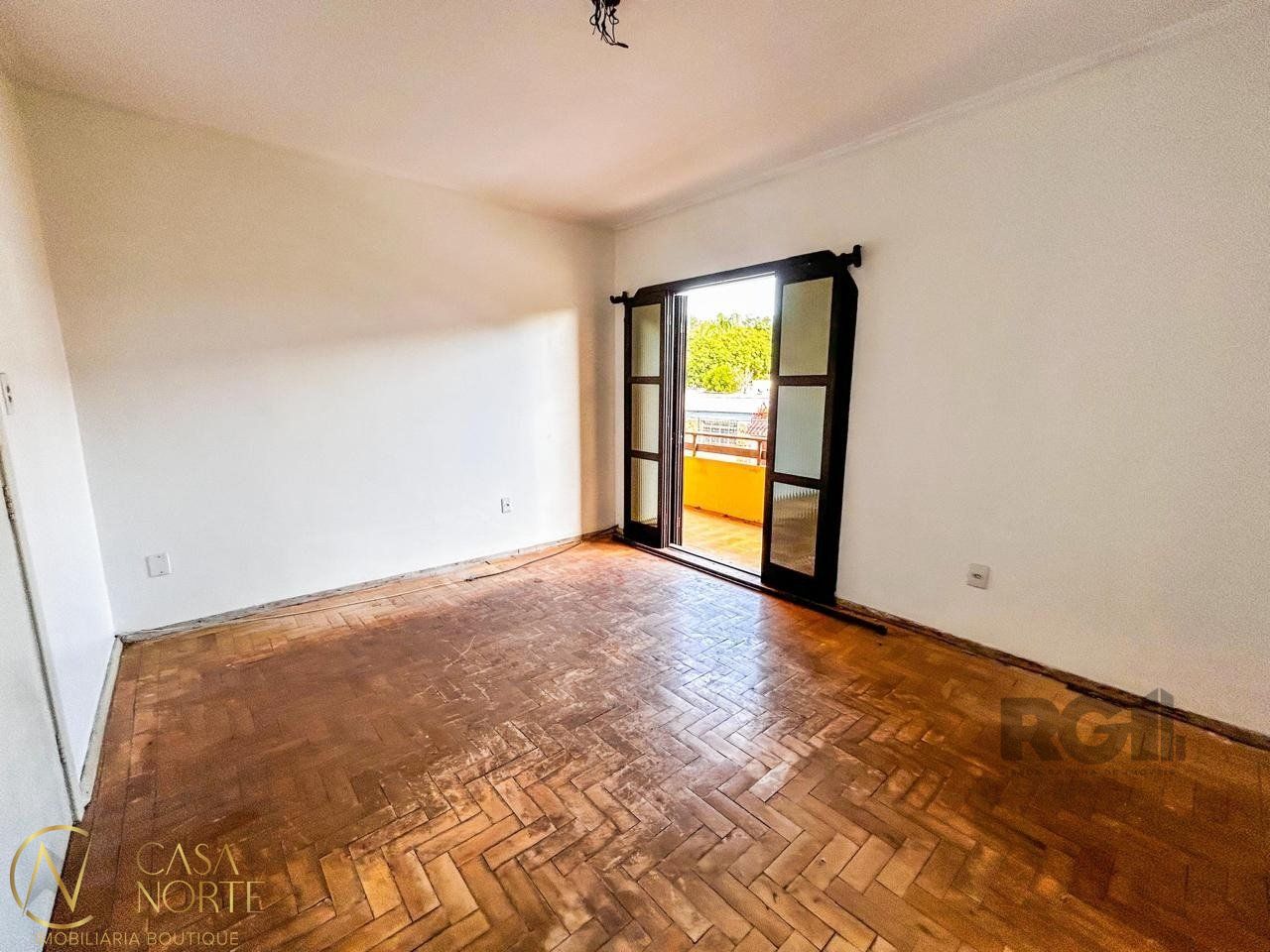 Apartamento à venda com 3 quartos, 300m², 1 suíte, 3 vagas, Estrada Vila Maria no bairro Cavalhada em Porto Alegre
