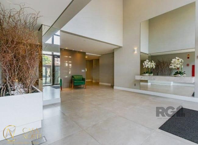 Apartamento à venda com 2 quartos, 65m², 1 suíte, 1 vaga, Rua General Couto de Magalhaes no bairro São João em Porto Alegre