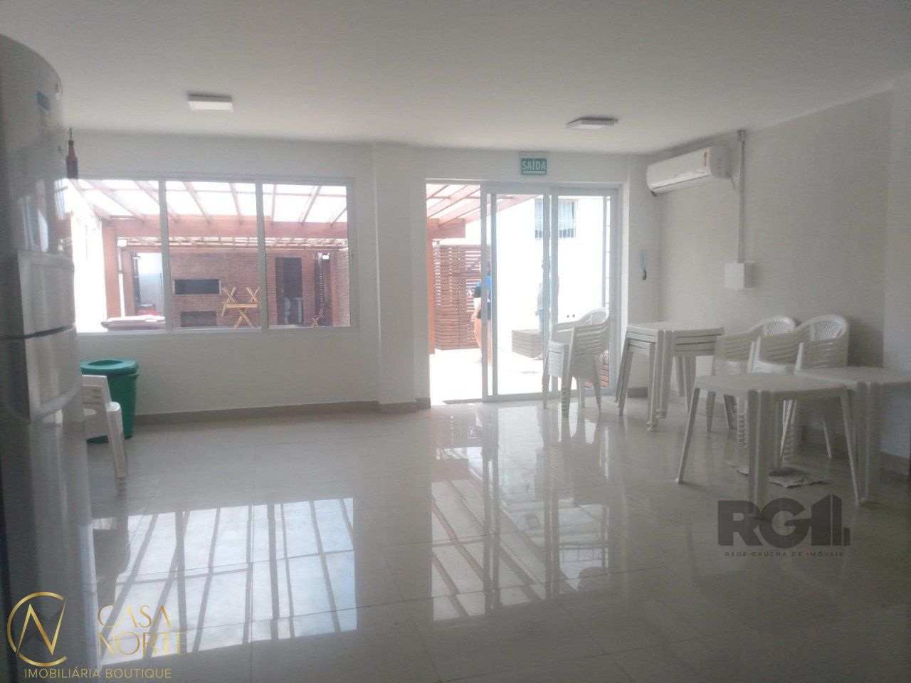 Apartamento à venda com 2 quartos, 61m², Rua Delfino Riet no bairro Santo Antônio em Porto Alegre