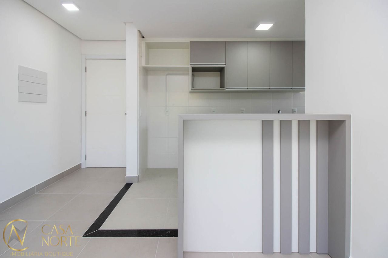 Apartamento à venda com 2 quartos, 84m², 1 suíte, 1 vaga, Rua Landel de Moura no bairro Tristeza em Porto Alegre
