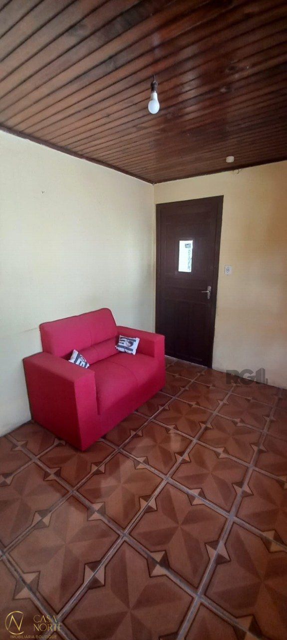 Casa à venda com 3 quartos, 120m², 4 vagas, Avenida do Lami no bairro Belém Novo em Porto Alegre
