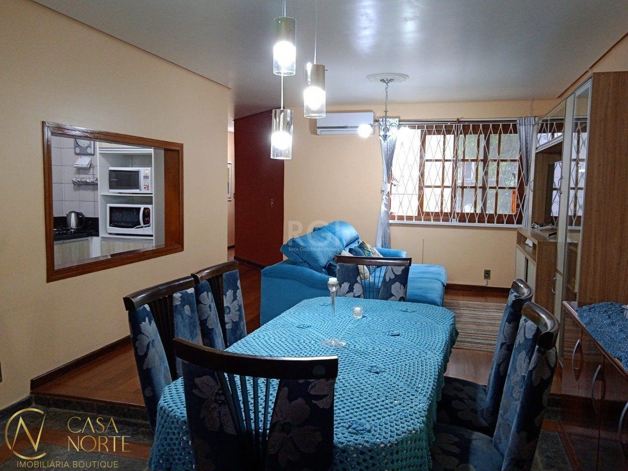 Apartamento à venda com 3 quartos, 128m², 2 suítes, 1 vaga, Avenida Coronel Lucas de Oliveira, no bairro Petrópolis em Porto Alegre
