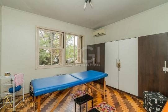Apartamento à venda com 3 quartos, 132m², 1 vaga, Avenida Professor Oscar Pereira no bairro Glória em Porto Alegre