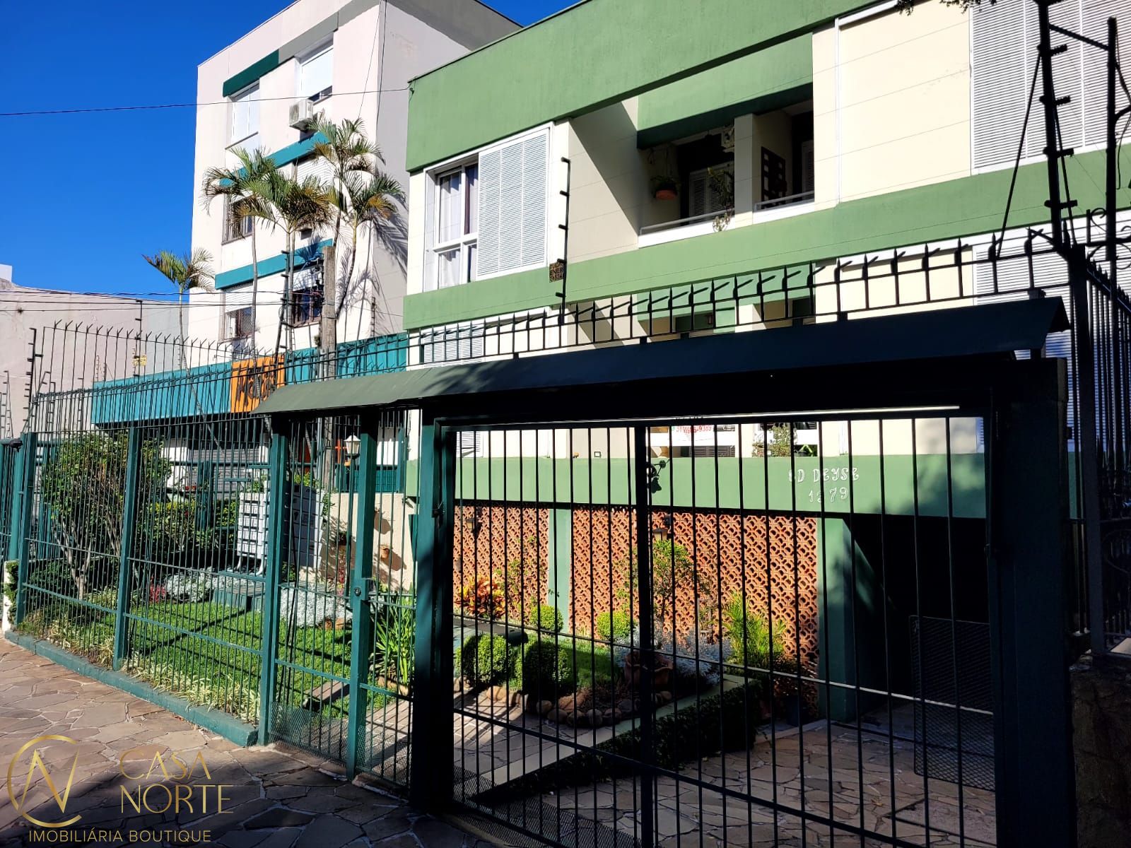 Apartamento à venda com 2 quartos, 74m², Rua Vicente da Fontoura no bairro Rio Branco em Porto Alegre