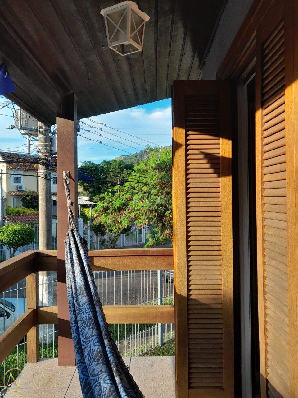 Casa de Condomínio à venda com 2 quartos, 86m², 1 suíte, 1 vaga, Avenida Juca Batista no bairro Hípica em Porto Alegre