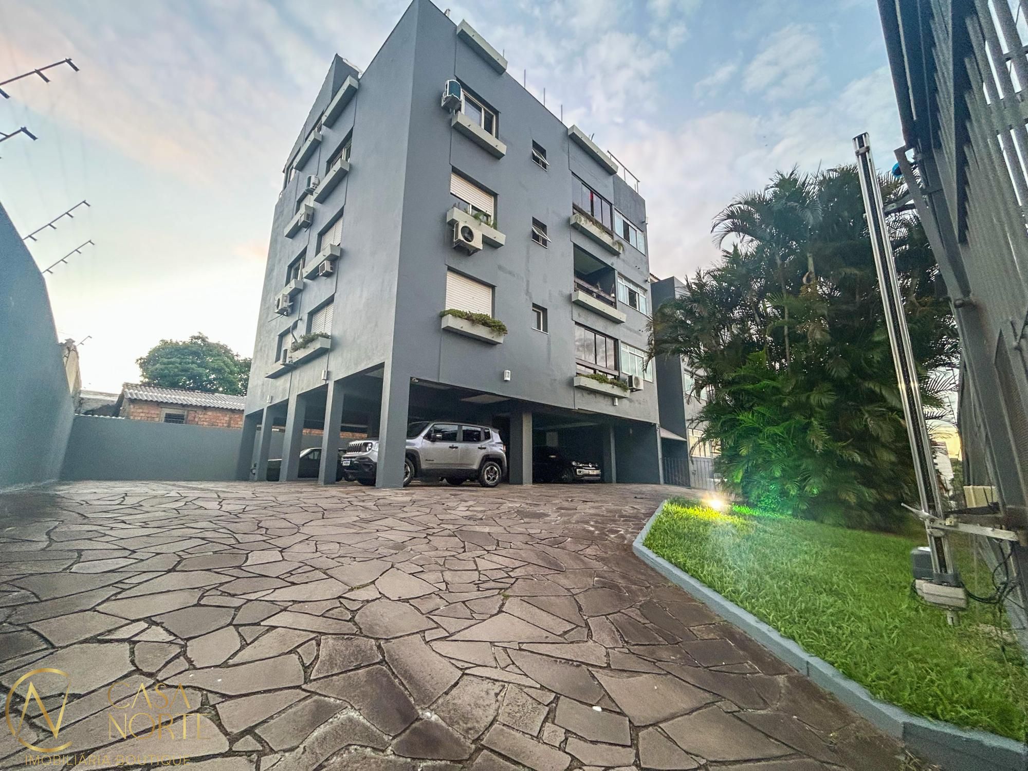 Cobertura à venda com 2 quartos, 142m², 1 vaga, Rua Álvaro Guterres no bairro Tristeza em Porto Alegre