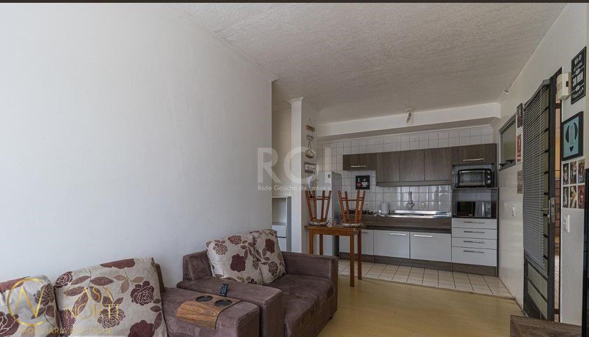 Apartamento à venda com 2 quartos, 44m², 1 vaga, Avenida Baltazar de Oliveira Garcia no bairro São Sebastião em Porto Alegre