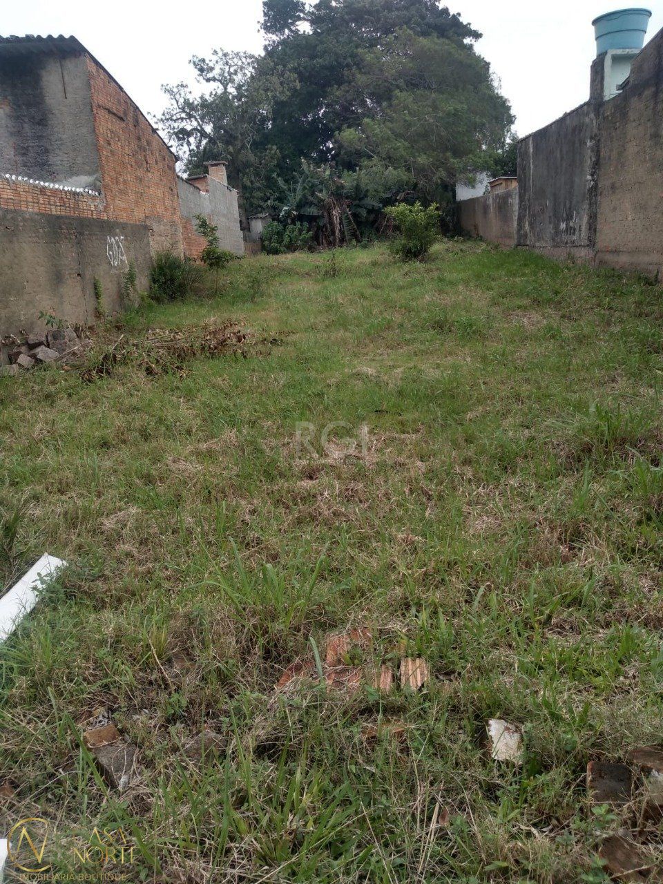 Terreno à venda , 480m², Praça Inácio Antônio da Silva no bairro Belém Novo em Porto Alegre
