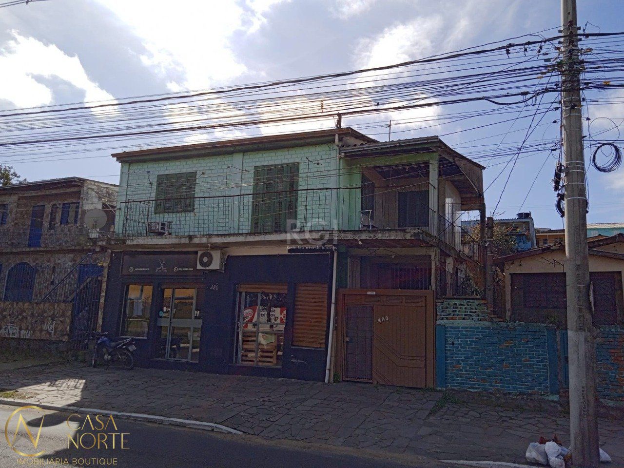 Loja à venda , 20m², Avenida Eduardo Prado no bairro Cavalhada em Porto Alegre