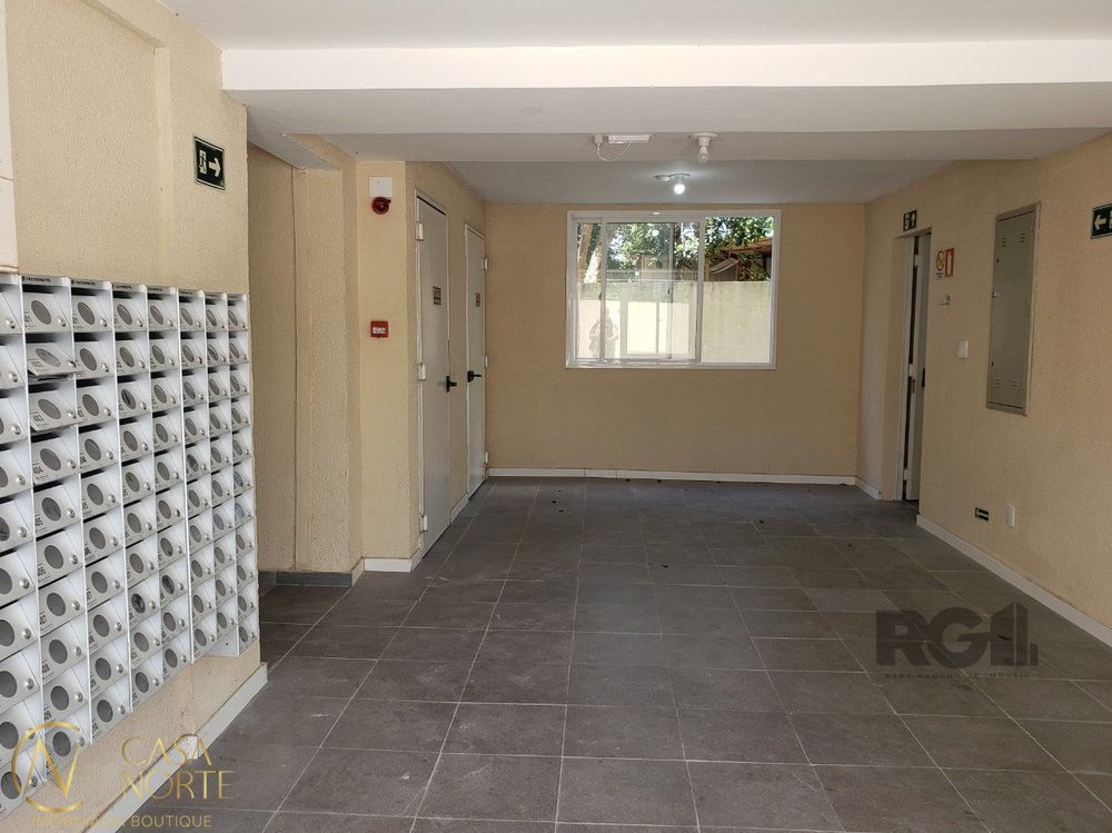 Apartamento à venda com 2 quartos, 42m², 1 vaga, Avenida da Cavalhada no bairro Cavalhada em Porto Alegre
