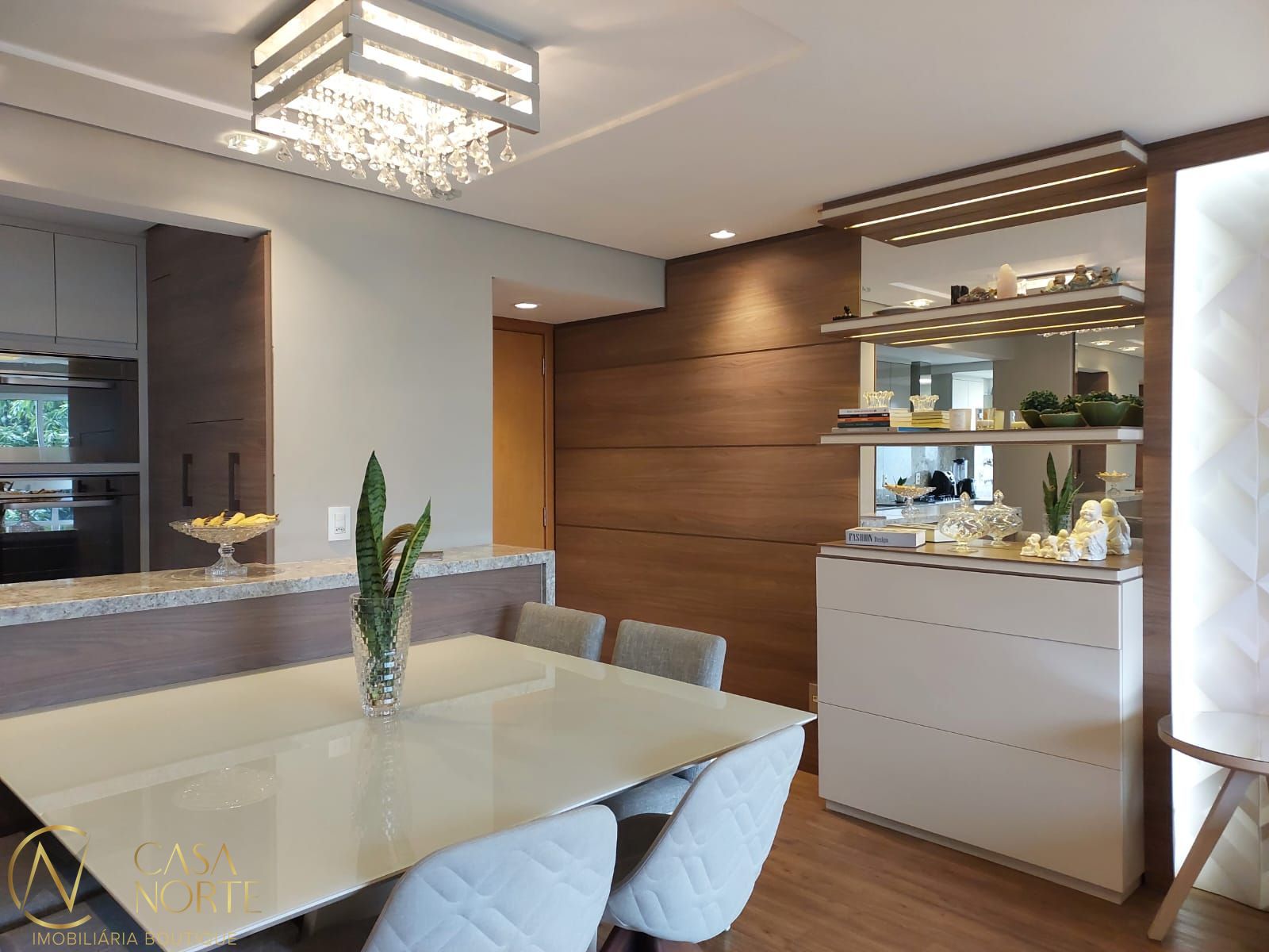 Apartamento à venda com 3 quartos, 102m², 1 suíte, 2 vagas, Rua Gomes de Freitas no bairro Jardim Itu em Porto Alegre