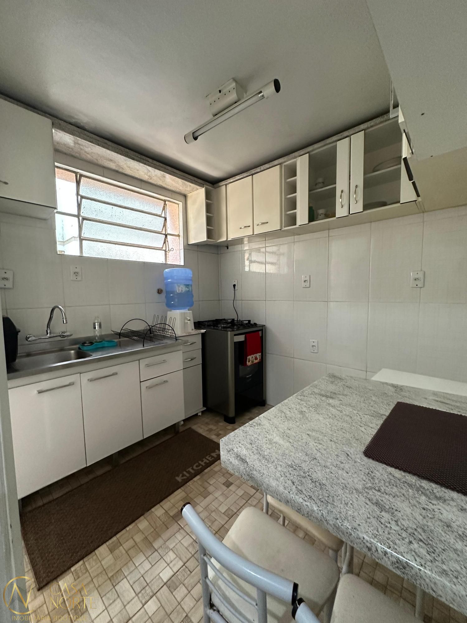 Apartamento à venda com 3 quartos, 63m², 1 vaga, Rua Professor Álvaro Alvim no bairro Rio Branco em Porto Alegre