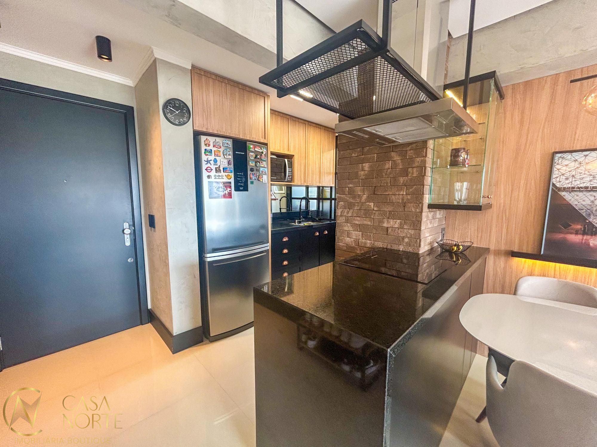 Apartamento à venda com 3 quartos, 71m², 1 suíte, 2 vagas, Rua Wilson Adnislen Freitas de Paiva Bueno no bairro Cavalhada em Porto Alegre