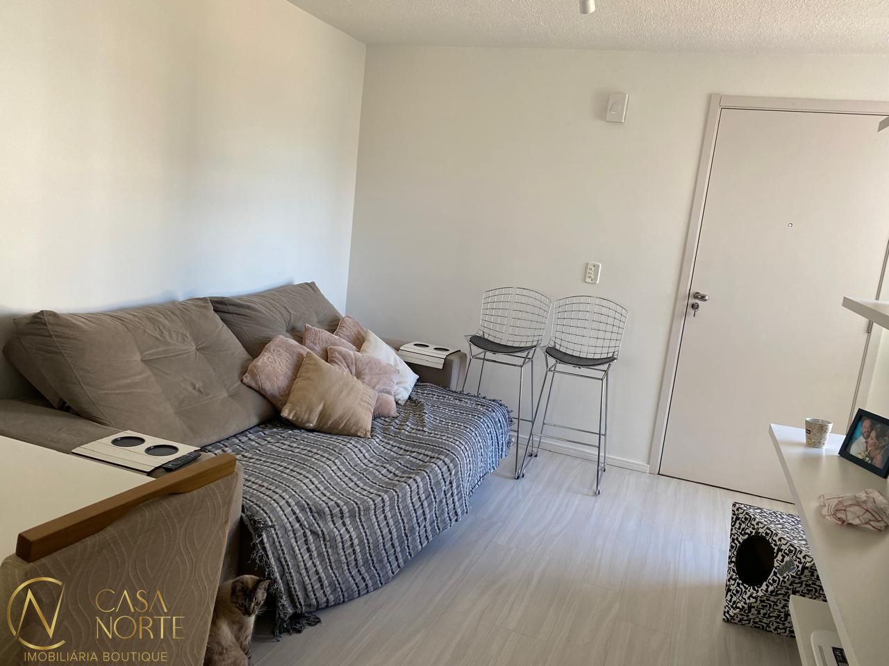 Apartamento à venda com 2 quartos, 47m², 1 vaga, Estrada João de Oliveira Remião no bairro Agronomia em Porto Alegre