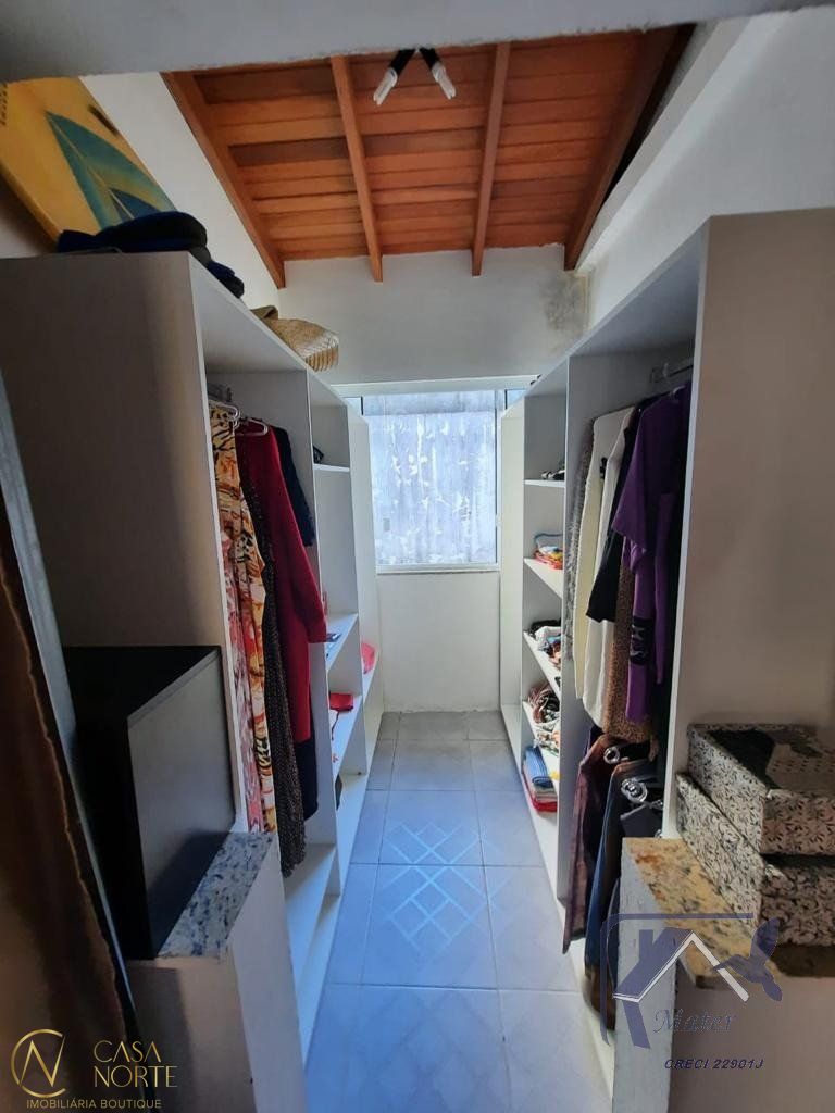 Casa à venda com 3 quartos, 116m², 3 suítes, 2 vagas, Rua Guatambu no bairro Hípica em Porto Alegre