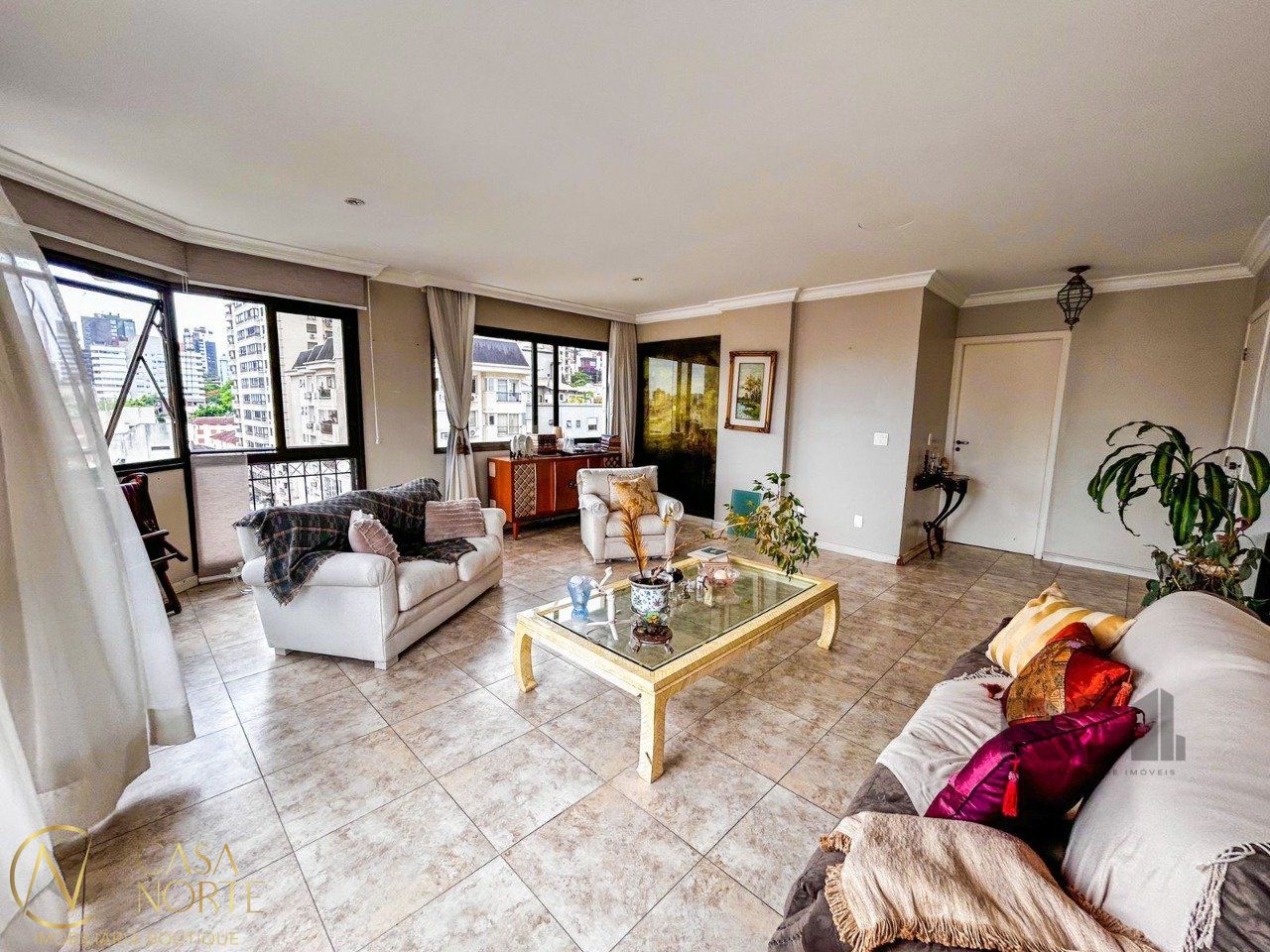 Apartamento à venda com 3 quartos, 103m², 1 suíte, 2 vagas, Rua Tito Livio Zambecari no bairro Mont Serrat em Porto Alegre