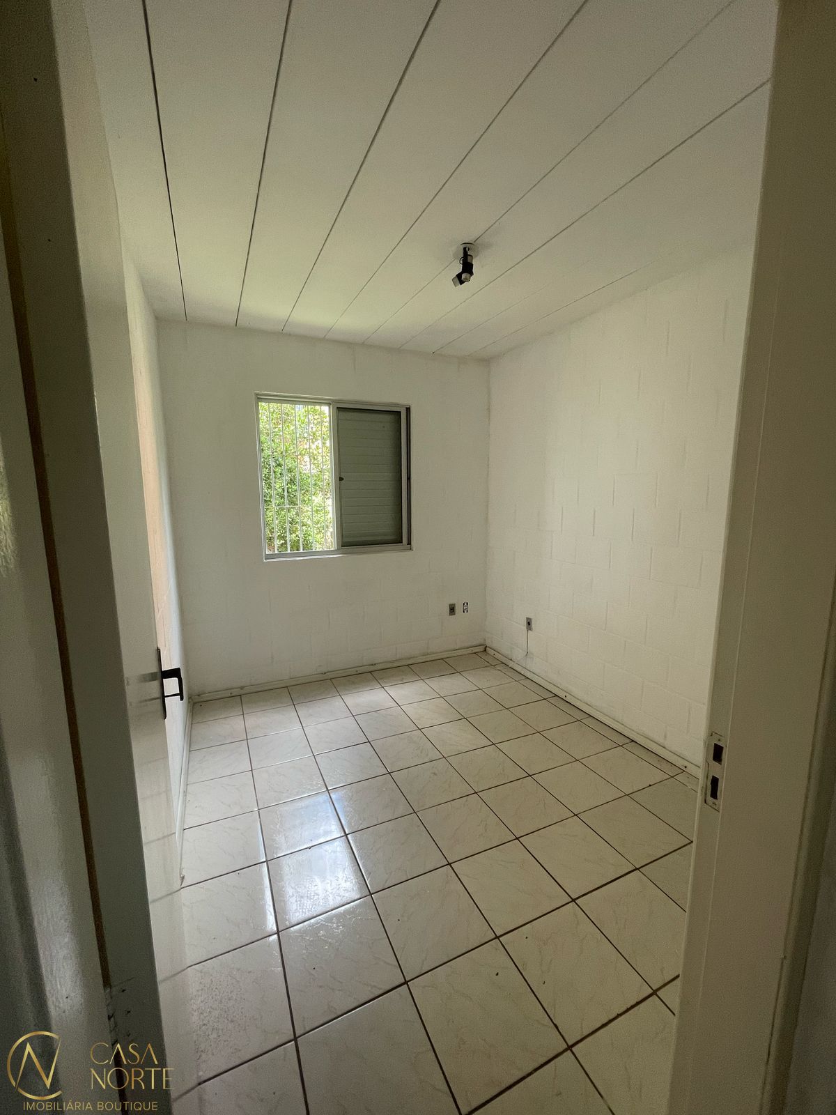 Apartamento à venda com 2 quartos, 4496m², 1 vaga, Rua Dolores Duran no bairro Lomba do Pinheiro em Porto Alegre