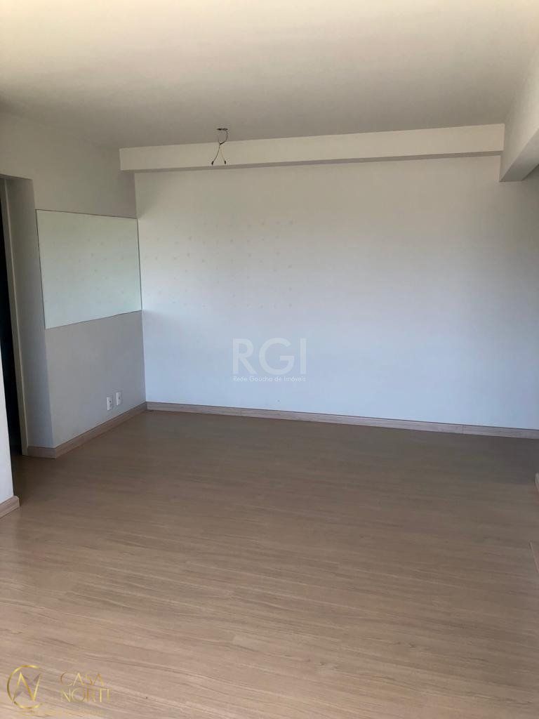 Apartamento à venda com 3 quartos, 80m², 1 suíte, 1 vaga, Rua Irmao Norberto Francisco Rauch no bairro Jardim Carvalho em Porto Alegre
