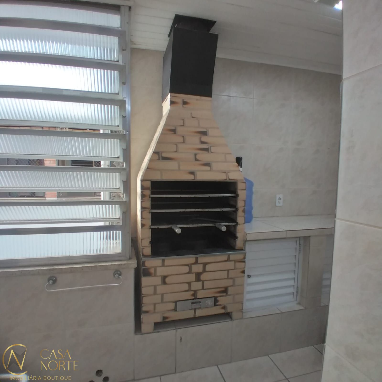Apartamento à venda com 3 quartos, 86m², 1 suíte, Rua Visconde do Herval no bairro Menino Deus em Porto Alegre