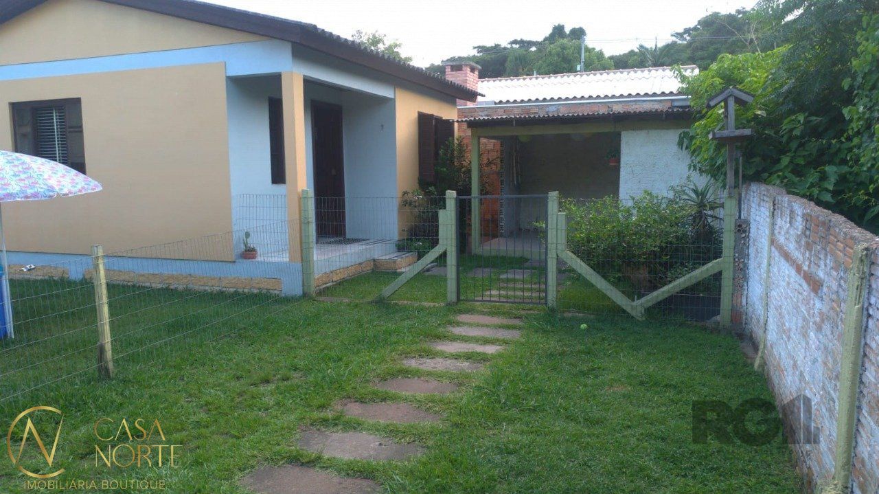 Casa à venda com 2 quartos, 118m², 2 vagas, Rua Giacomo Muttoni no bairro Belém Velho em Porto Alegre