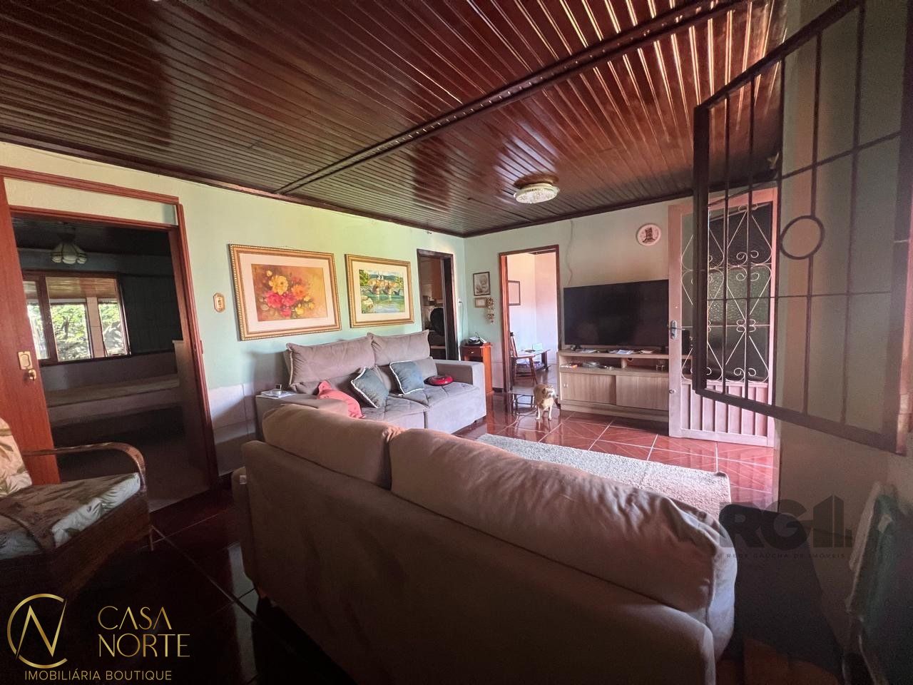Casa à venda com 2 quartos, 120m², 2 vagas, Rua Ozório José Martins no bairro Campo Novo em Porto Alegre