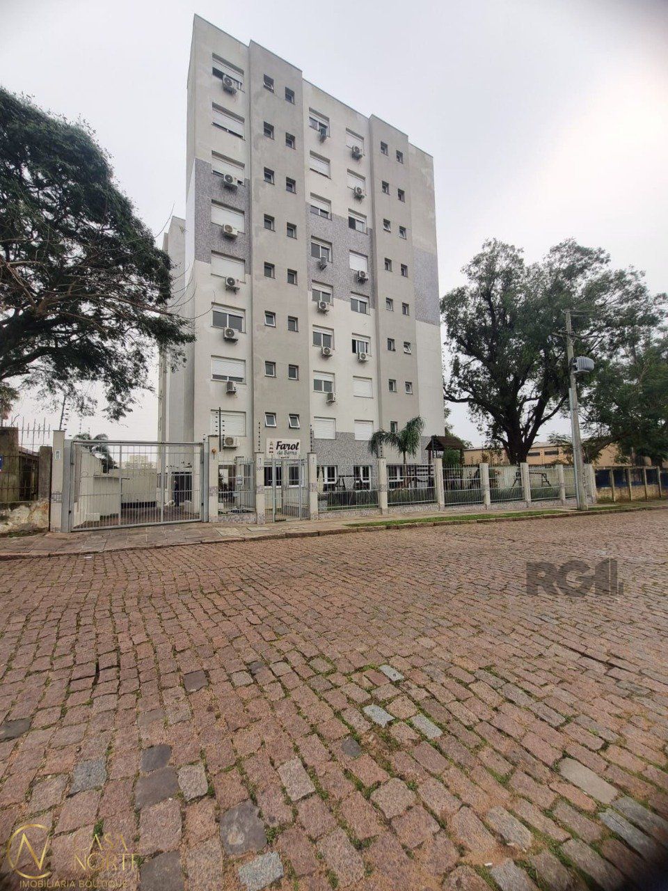 Apartamento à venda com 1 quarto, 48m², 1 suíte, 2 vagas, Rua Delfino Riet no bairro Santo Antônio em Porto Alegre