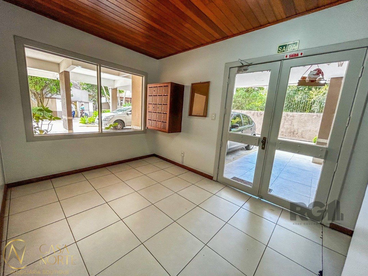 Cobertura à venda com 3 quartos, 187m², 1 suíte, 1 vaga, Rua Salvio Soares no bairro Nonoai em Porto Alegre