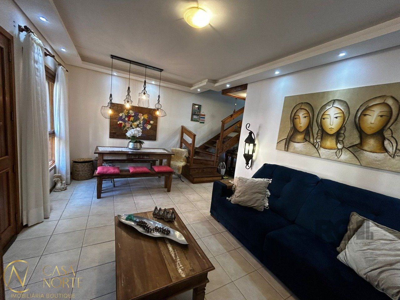 Casa de Condomínio à venda com 3 quartos, 134m², 1 suíte, 2 vagas, Rua Luis Felipe Monmany no bairro Espírito Santo em Porto Alegre