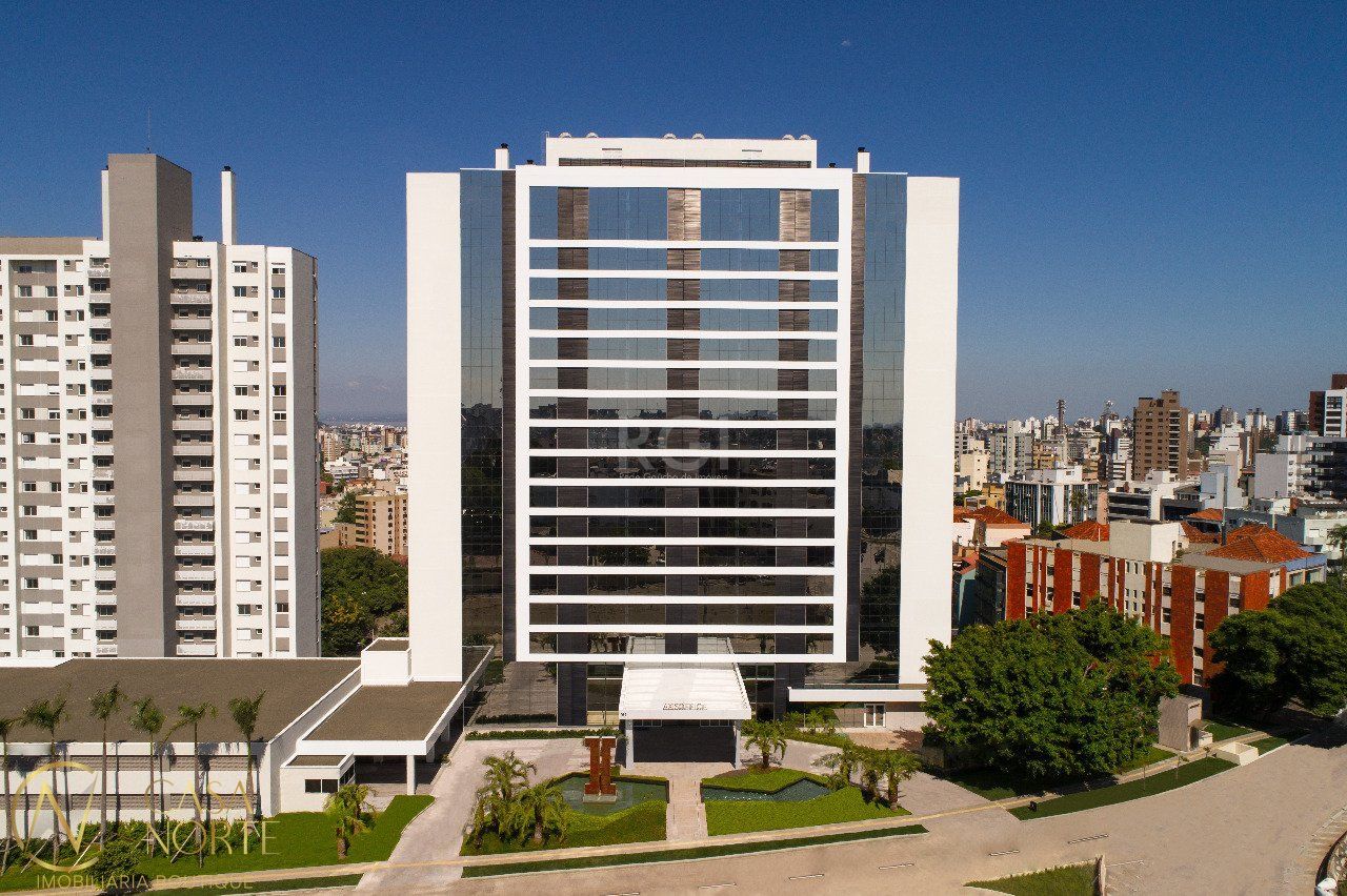 Sala Comercial à venda , 35m², 1 vaga, Avenida Senador Tarso Dutra no bairro Petrópolis em Porto Alegre
