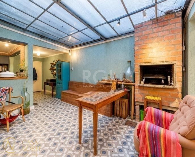 Apartamento à venda com 4 quartos, 130m², 1 suíte, Rua Casemiro de Abreu no bairro Bela Vista em Porto Alegre