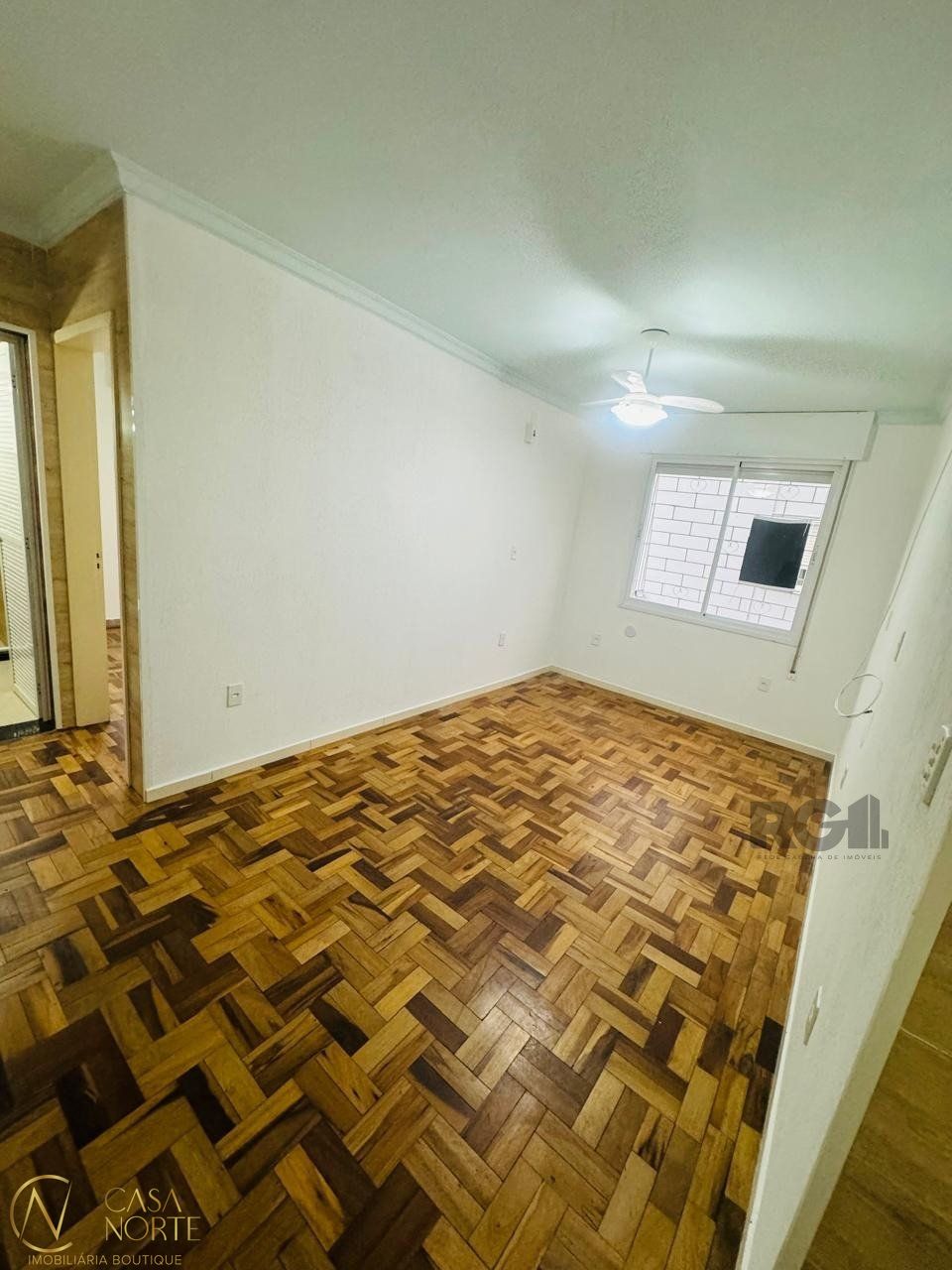 Apartamento à venda com 1 quarto, 46m², 1 vaga, Rua Gaston Englert no bairro Vila Ipiranga em Porto Alegre