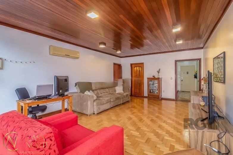 Apartamento à venda com 3 quartos, 133m², 1 vaga, Rua Garibaldi no bairro Bom Fim em Porto Alegre