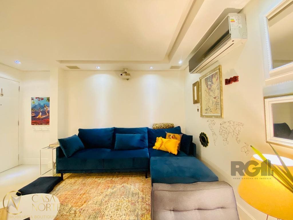 Apartamento à venda com 2 quartos, 76m², Avenida Taquara no bairro Petrópolis em Porto Alegre