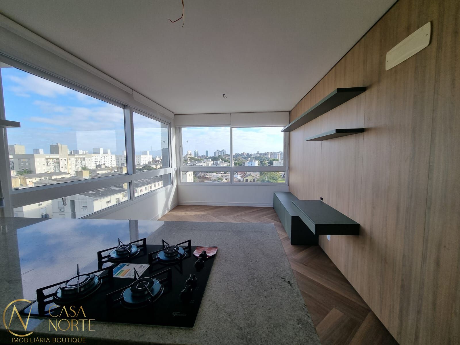 Apartamento à venda com 2 quartos, 66m², 1 suíte, 2 vagas, Rua Doutor Barcelos no bairro Tristeza em Porto Alegre