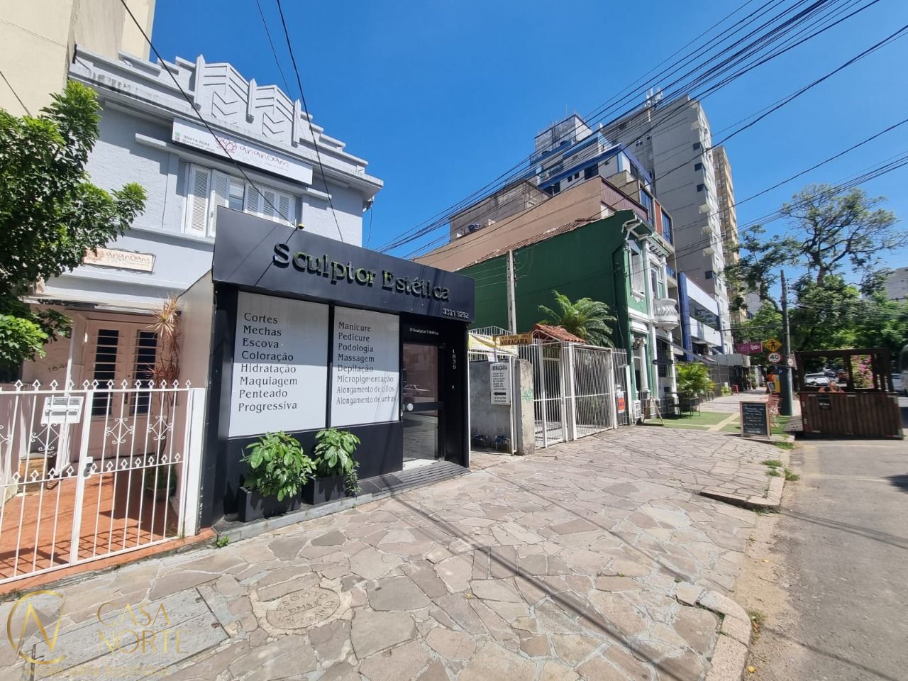 Terreno à venda  com 884m², Rua Ramiro Barcelos no bairro Rio Branco em Porto Alegre