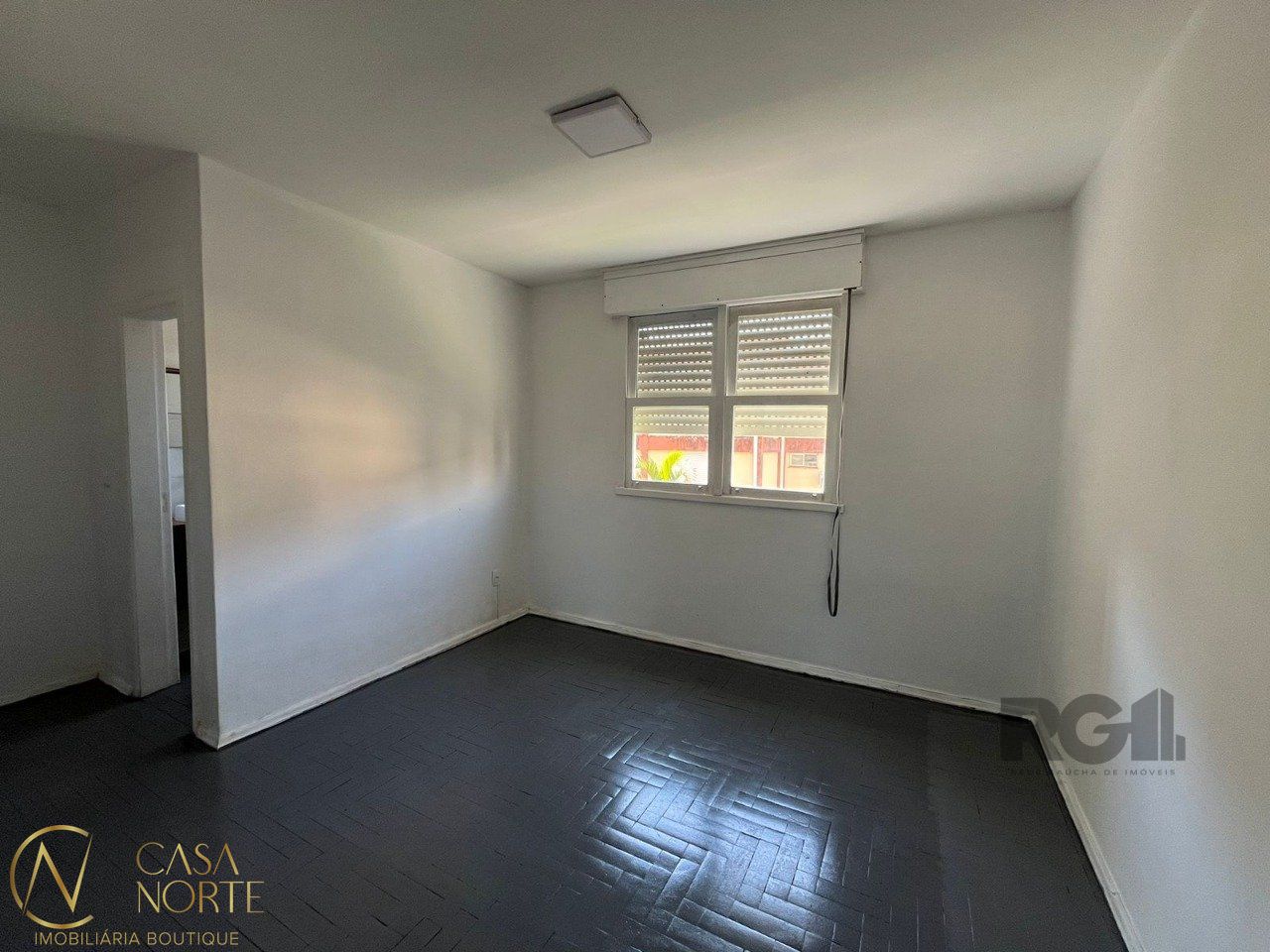 Apartamento à venda com 1 quarto, 41m², 1 vaga, Travessa Escobar no bairro Camaquã em Porto Alegre