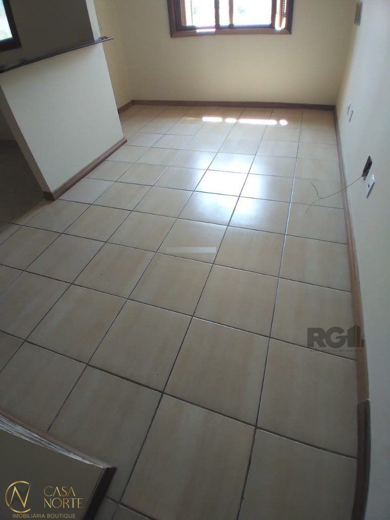 Casa à venda com 2 quartos, 65m², 1 vaga, Rua Francisca Prezzi Bolognesi no bairro Hípica em Porto Alegre