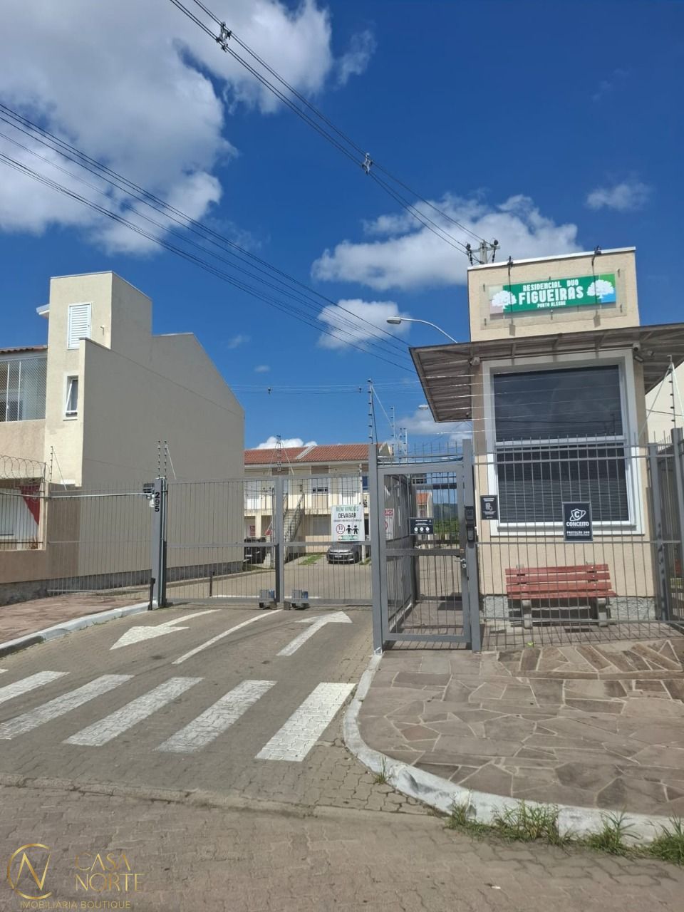 Casa de Condomínio à venda com 2 quartos, 49m², 1 vaga, Nair Garcia Martins no bairro Restinga em Porto Alegre