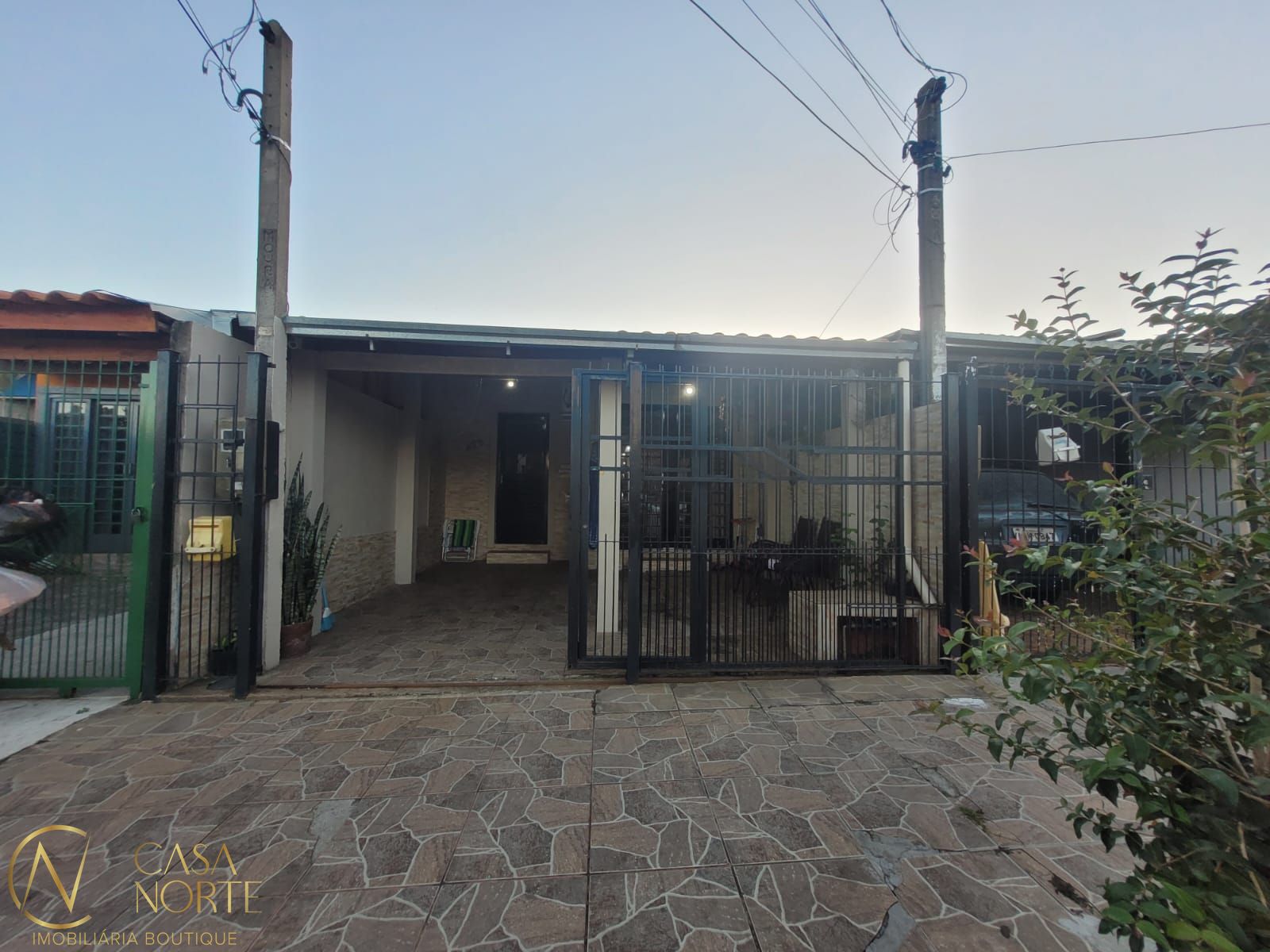 Casa à venda com 2 quartos, 42m², 1 vaga, Rua Francisca Prezzi Bolognesi no bairro Hípica em Porto Alegre